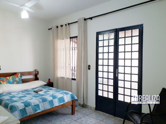 Imagem Casa com 4 Quartos à Venda, 480 m² em Santa Maria - Uberaba Imagem Casa com 4 Quartos à Venda, 480 m² em Santa Maria - Uberaba