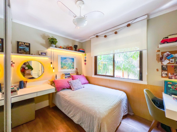 Imagem Imóvel com 3 Quartos à Venda, 183 m² em Petrópolis - Porto Alegre Imagem Imóvel com 3 Quartos à Venda, 183 m² em Petrópolis - Porto Alegre