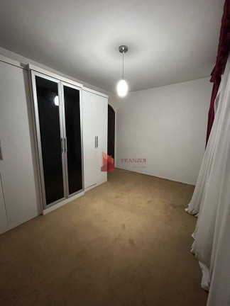 Imagem Sobrado com 5 Quartos à Venda, 330 m² em São João - Itajaí Imagem Sobrado com 5 Quartos à Venda, 330 m² em São João - Itajaí