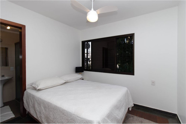 Imagem Imóvel com 3 Quartos à Venda,  em Moema - São Paulo
