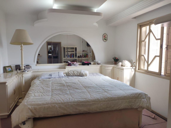 Imagem Casa com 5 Quartos à Venda, 400 m² em Saguaçu - Joinville