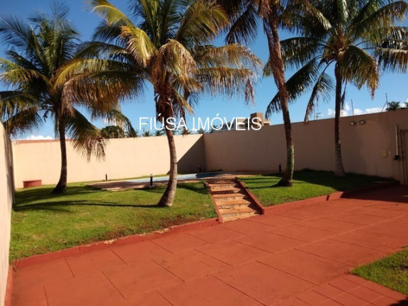 Imagem Sobrado com 3 Quartos à Venda, em Miguelopolis - Miguelópolis Imagem Sobrado com 3 Quartos à Venda, em Miguelopolis - Miguelópolis