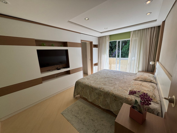 Imagem Casa de Condomínio com 4 Quartos à Venda, 244 m² em Santa Felicidade - Curitiba Imagem Casa de Condomínio com 4 Quartos à Venda, 244 m² em Santa Felicidade - Curitiba