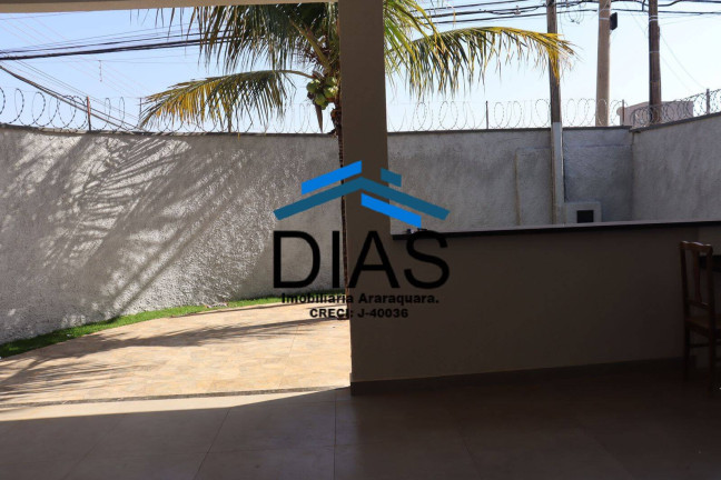 Imagem Casa com 3 Quartos à Venda, 178 m² em Jardim Roberto Selmi Dei - Araraquara Imagem Casa com 3 Quartos à Venda, 178 m² em Jardim Roberto Selmi Dei - Araraquara