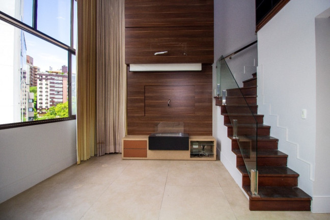 Imagem Apartamento com 1 Quarto à Venda, 67 m² em Moinhos De Vento - Porto Alegre Imagem Apartamento com 1 Quarto à Venda, 67 m² em Moinhos De Vento - Porto Alegre