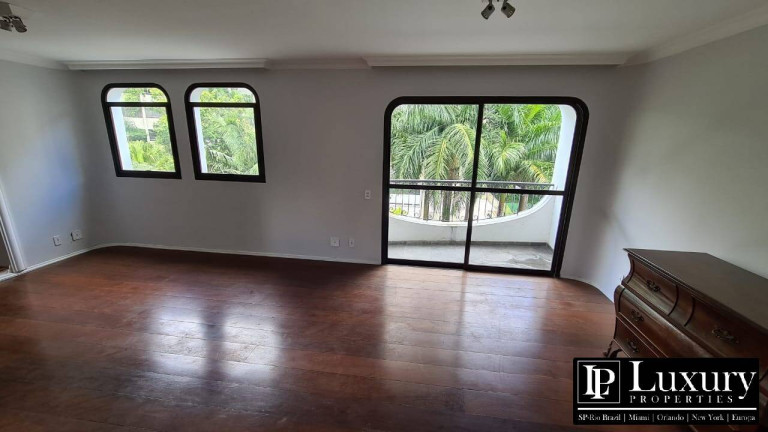 Imagem Apartamento com 2 Quartos à Venda, 135 m² em Real Parque - São Paulo Imagem Apartamento com 2 Quartos à Venda, 135 m² em Real Parque - São Paulo