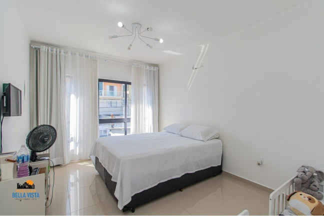Imagem Casa com 3 Quartos à Venda, em Vila Moraes - São Paulo Imagem Casa com 3 Quartos à Venda, em Vila Moraes - São Paulo