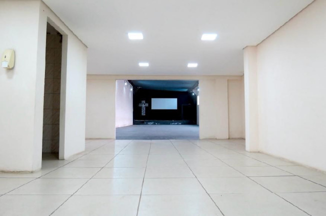 Imagem Galpão para Alugar, 300 m² em Vila Urupês - Suzano Imagem Galpão para Alugar, 300 m² em Vila Urupês - Suzano