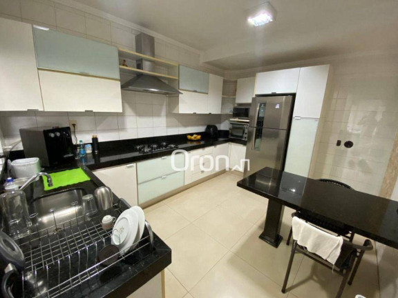 Imagem Sobrado com 3 Quartos à Venda, 201 m² em Jardim América - Goiânia Imagem Sobrado com 3 Quartos à Venda, 201 m² em Jardim América - Goiânia