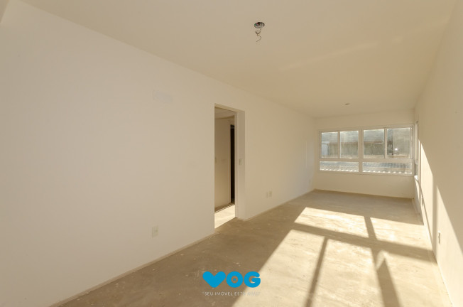 Imóvel com 2 Quartos à Venda, 70 m² em Jardim Do Salso - Porto Alegre