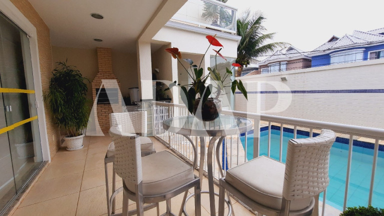Imagem Casa com 4 Quartos à Venda, 250 m² em Vargem Pequena - Rio De Janeiro Imagem Casa com 4 Quartos à Venda, 250 m² em Vargem Pequena - Rio De Janeiro