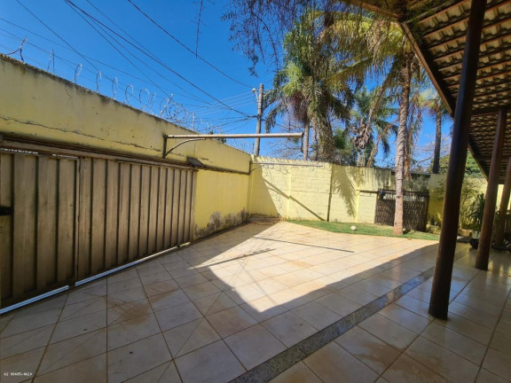 Imagem Casa com 4 Quartos à Venda, 602 m² em Parque Acalanto - Goiânia