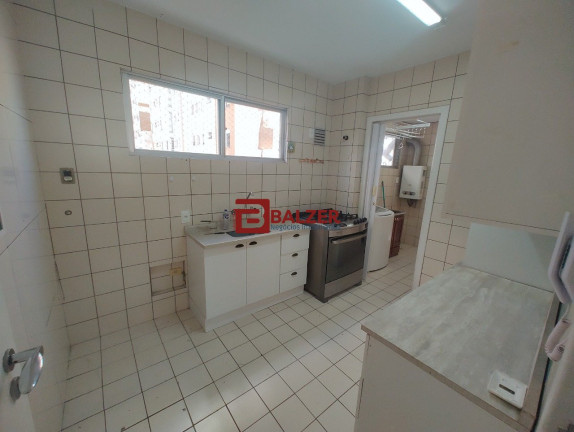 Imagem Apartamento com 3 Quartos à Venda, 124 m² em Centro - Florianópolis Imagem Apartamento com 3 Quartos à Venda, 124 m² em Centro - Florianópolis