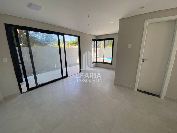 Imagem Sobrado com 3 Quartos à Venda, 149 m² em Rainha Do Mar - Itapoá Imagem Sobrado com 3 Quartos à Venda, 149 m² em Rainha Do Mar - Itapoá