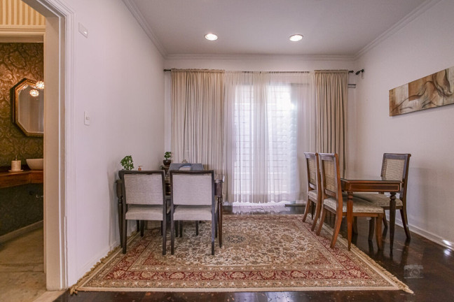 Imagem Casa com 10 Quartos à Venda, 240 m² em Pinheiros - São Paulo Imagem Casa com 10 Quartos à Venda, 240 m² em Pinheiros - São Paulo