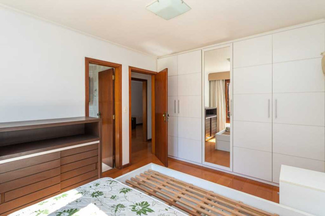 Imagem Imóvel com 2 Quartos à Venda, em Passo Da Areia - Porto Alegre Imagem Imóvel com 2 Quartos à Venda, em Passo Da Areia - Porto Alegre