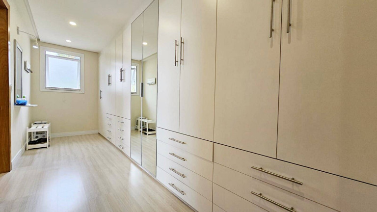 Imagem Casa com 4 Quartos à Venda, 281 m² em Parque Das Artes - Embu Das Artes Imagem Casa com 4 Quartos à Venda, 281 m² em Parque Das Artes - Embu Das Artes
