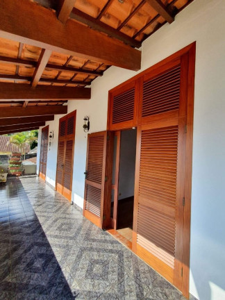 Imagem Casa com 4 Quartos à Venda, 326 m² em Araras - Teresópolis Imagem Casa com 4 Quartos à Venda, 326 m² em Araras - Teresópolis