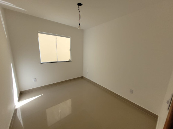 Imagem Casa com 3 Quartos à Venda, 90 m²