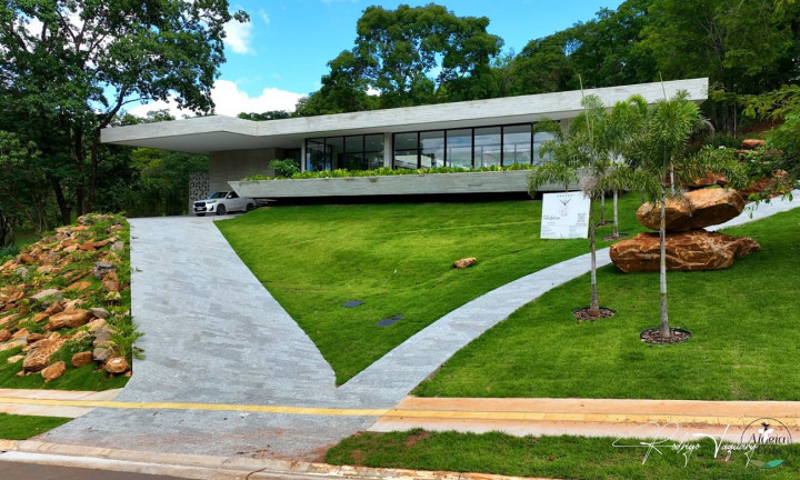 Casa de Condomínio com 4 Quartos à Venda, 568 m² em Residencial Aldeia Do Vale - Goiânia