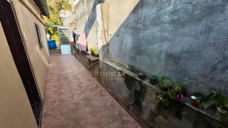 Imagem Casa com 3 Quartos à Venda, 270 m² em Presidente Altino - Osasco Imagem Casa com 3 Quartos à Venda, 270 m² em Presidente Altino - Osasco