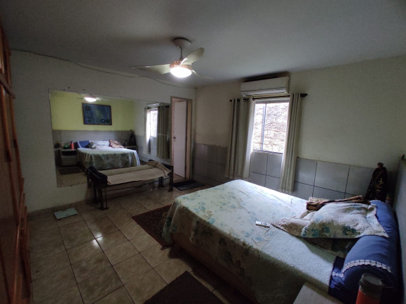 Imagem Imóvel com 
            	3             Quartos à Venda, 364 m² em 
            	Sitios Santa Luzia             - 
            	Aparecida De Goiania            