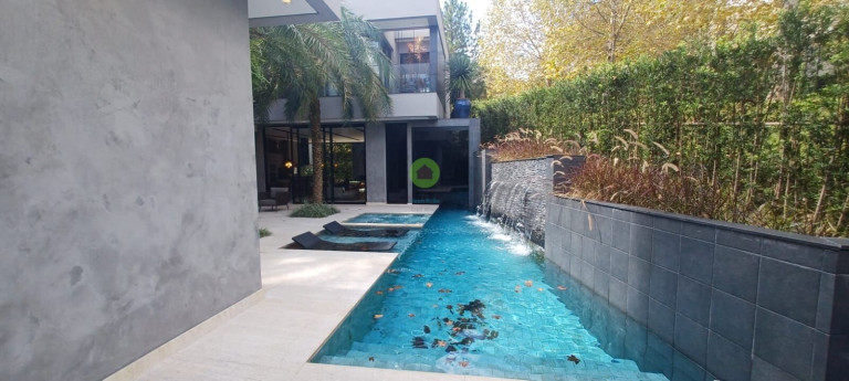 Imagem Casa com 5 Quartos à Venda, 1.070 m² em Alphaville - Barueri