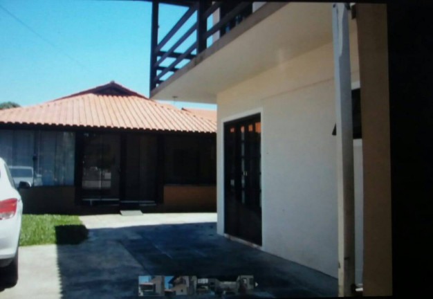 Imagem Casa com 5 Quartos à Venda, 170 m² em Ingleses Do Rio Vermelho - Florianópolis Imagem Casa com 5 Quartos à Venda, 170 m² em Ingleses Do Rio Vermelho - Florianópolis