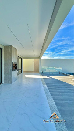 Imagem Casa com 3 Quartos à Venda, 330 m² em Cond Parque Lagoa Silvana - Caratinga Imagem Casa com 3 Quartos à Venda, 330 m² em Cond Parque Lagoa Silvana - Caratinga