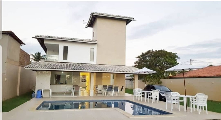 Imagem Casa com 4 Quartos à Venda, 400 m² em Barra Do Jacuipe - Camaçari Imagem Casa com 4 Quartos à Venda, 400 m² em Barra Do Jacuipe - Camaçari