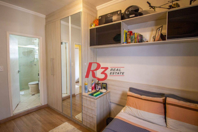 Imagem Casa com 3 Quartos à Venda, 189 m² em Embaré - Santos Imagem Casa com 3 Quartos à Venda, 189 m² em Embaré - Santos