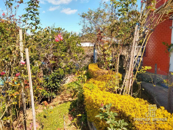 Imagem Casa com 3 Quartos à Venda, 200 m² em Albuquerque - Teresópolis Imagem Casa com 3 Quartos à Venda, 200 m² em Albuquerque - Teresópolis
