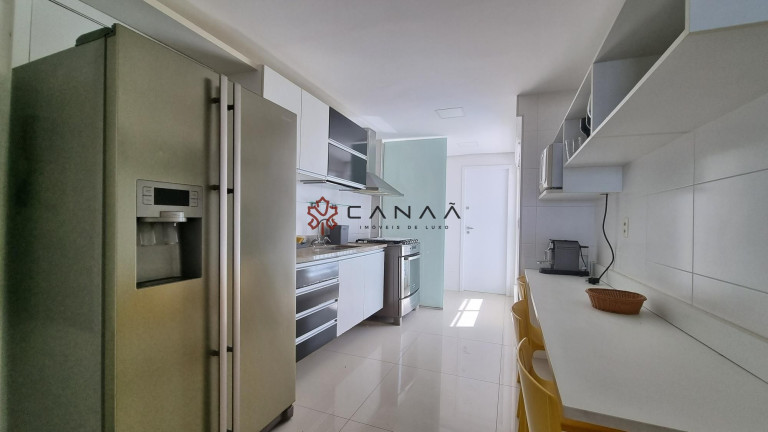 Imagem Apartamento com 4 Quartos à Venda, 175 m² em Braga - Cabo Frio Imagem Apartamento com 4 Quartos à Venda, 175 m² em Braga - Cabo Frio