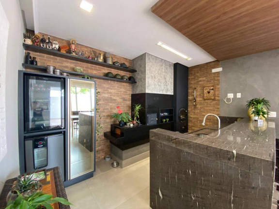 Imagem Sobrado com 4 Quartos à Venda, 413 m² em Centro - Cascavel