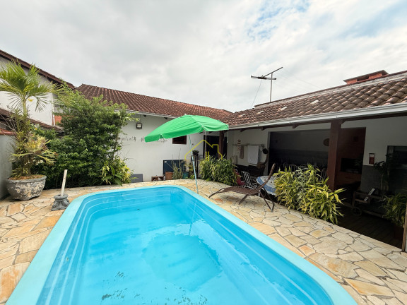 Imagem Casa com 3 Quartos à Venda, 230 m² em Bucarein - Joinville