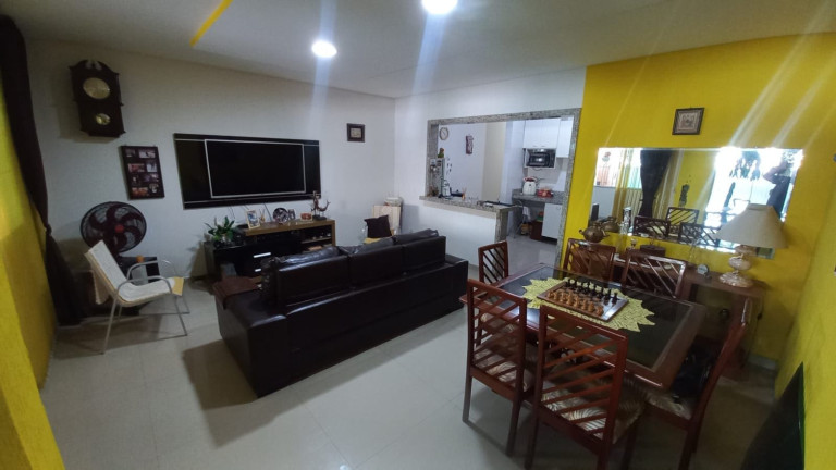 Imagem Casa com 3 Quartos à Venda, 255 m² em Caiçara - Praia Grande Imagem Casa com 3 Quartos à Venda, 255 m² em Caiçara - Praia Grande