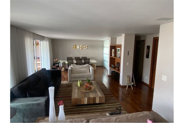 Imagem Apartamento com 3 Quartos à Venda, 200 m² em Moema - São Paulo Imagem Apartamento com 3 Quartos à Venda, 200 m² em Moema - São Paulo