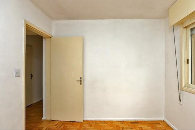 Imagem Apartamento com 1 Quarto à Venda, 42 m² em Centro Histórico - Porto Alegre Imagem Apartamento com 1 Quarto à Venda, 42 m² em Centro Histórico - Porto Alegre