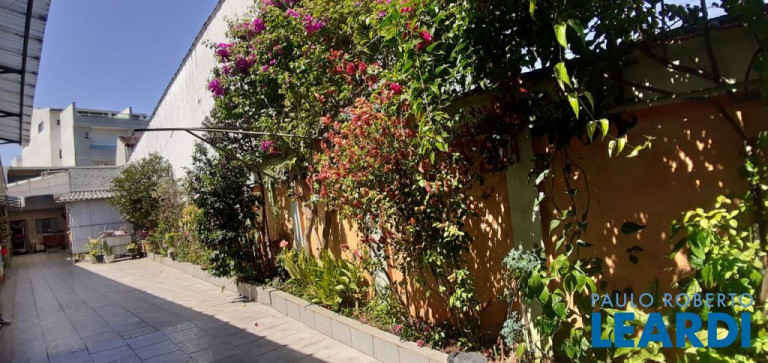 Imagem Casa com 4 Quartos à Venda, 350 m² em Vila Pinheirinho - Santo André Imagem Casa com 4 Quartos à Venda, 350 m² em Vila Pinheirinho - Santo André