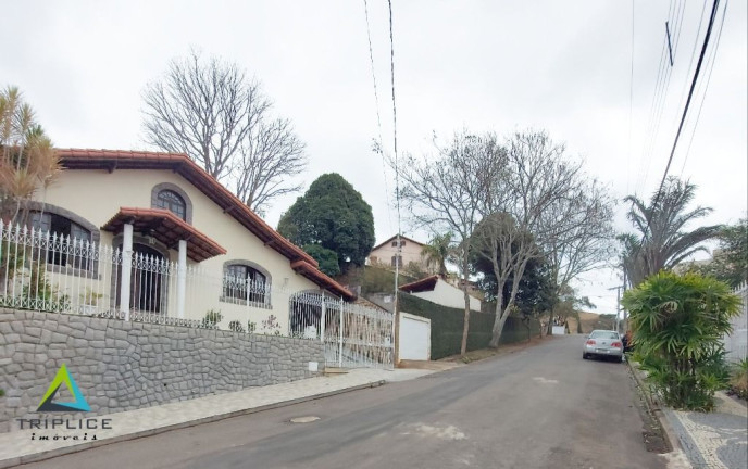 Imagem Casa com 4 Quartos à Venda, 250 m² em Bom Clima - Juiz De Fora Imagem Casa com 4 Quartos à Venda, 250 m² em Bom Clima - Juiz De Fora