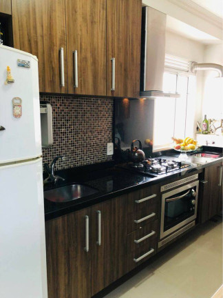 Imagem Apartamento com 2 Quartos à Venda, 60 m² em Humaitá - Porto Alegre
