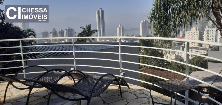 Imagem Sobrado com 5 Quartos à Venda, 516 m² em Fazenda - Itajaí Imagem Sobrado com 5 Quartos à Venda, 516 m² em Fazenda - Itajaí
