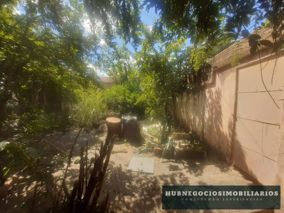 Imagem Imóvel com 2 Quartos à Venda, 180 m² em Edgar Pereira - Montes Claros Imagem Imóvel com 2 Quartos à Venda, 180 m² em Edgar Pereira - Montes Claros