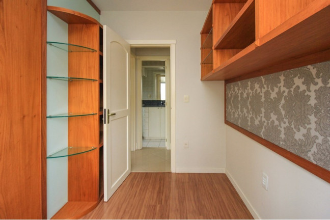 Imagem Apartamento com 3 Quartos à Venda, 72 m² em Chácara Das Pedras - Porto Alegre Imagem Apartamento com 3 Quartos à Venda, 72 m² em Chácara Das Pedras - Porto Alegre