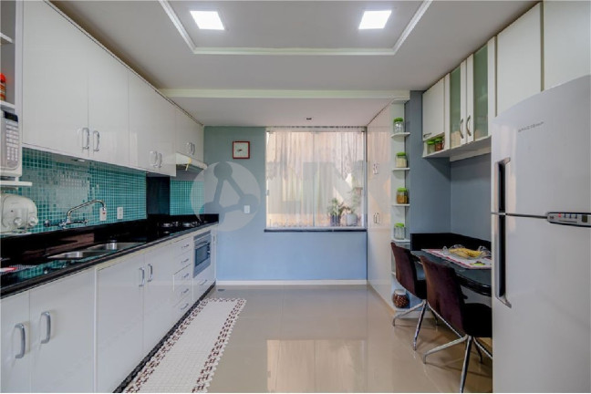 Imagem Apartamento com 3 Quartos à Venda, 94 m² em Petrópolis - Porto Alegre