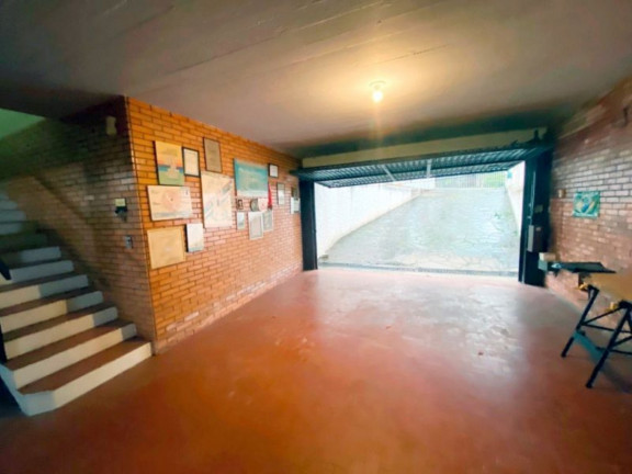 Imagem Imóvel com 3 Quartos à Venda, em Três Figueiras - Porto Alegre Imagem Imóvel com 3 Quartos à Venda, em Três Figueiras - Porto Alegre