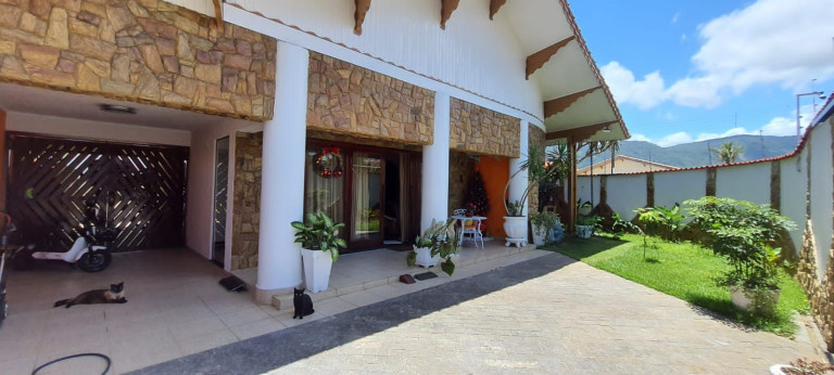 Imagem Casa com 3 Quartos à Venda, 300 m² em Balneário Flórida - Praia Grande