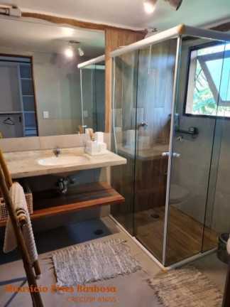 Sobrado com 4 Quartos à Venda, 219 m² em Centro - Ilhabela