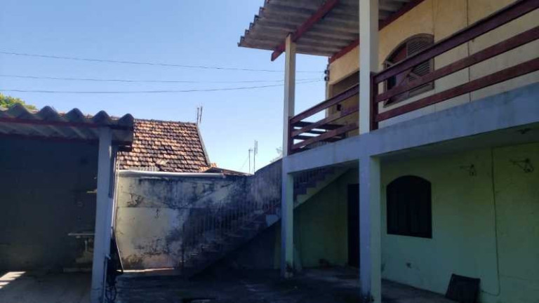 Imagem Imóvel com 3 Quartos à Venda, 200 m² em Campo Grande - Rio De Janeiro Imagem Imóvel com 3 Quartos à Venda, 200 m² em Campo Grande - Rio De Janeiro