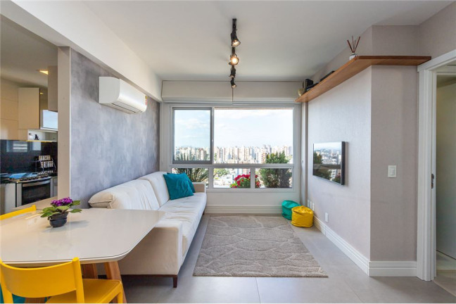 Imóvel com 2 Quartos à Venda,  em Boa Vista - Porto Alegre